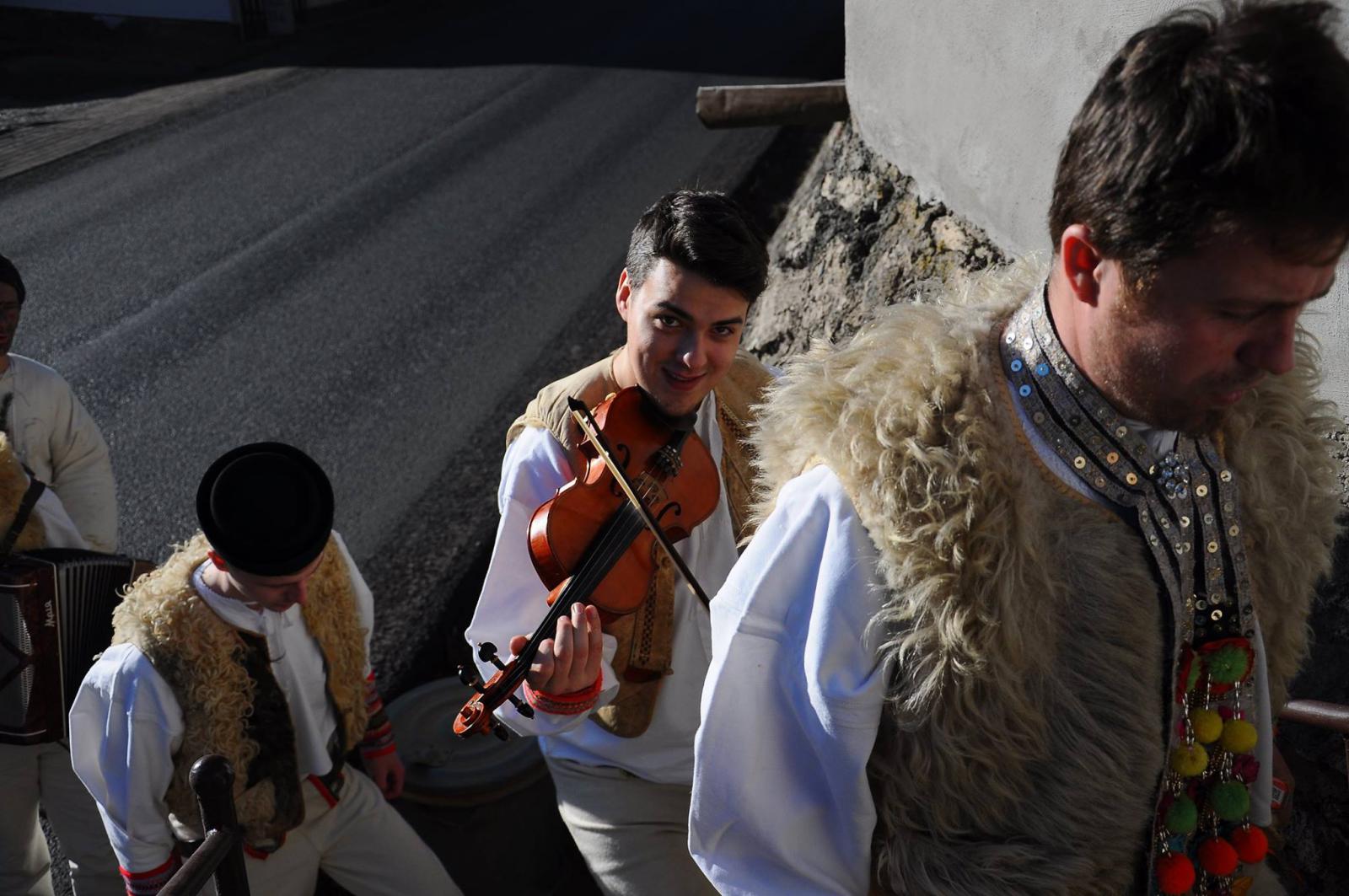 Fotogaléria Mládenky, 28.12.2015, autor: Vladimír Alexa (16) Mládenky, 28.12.2015, autor: Vladimír Alexa