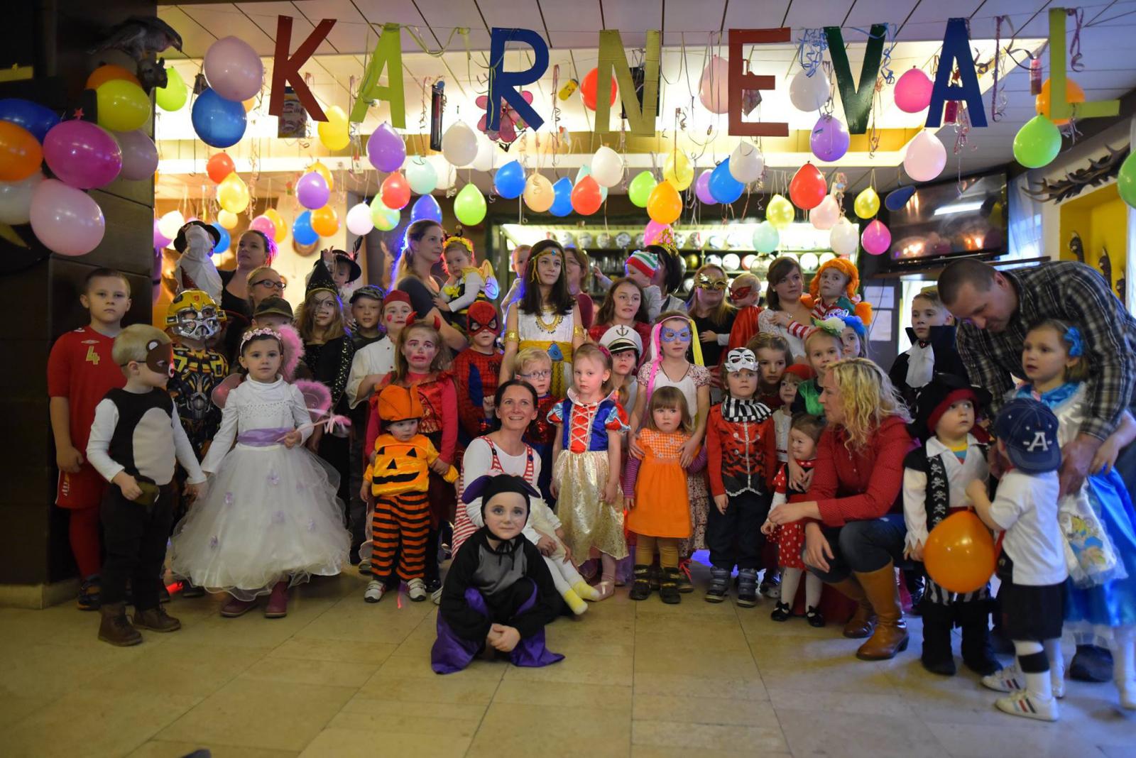 Fotogaléria Vernársky karneval, 2016, Autor: Vladimír Alexa (32) Vernársky karneval, 2016, Autor: Vladimír Alexa
